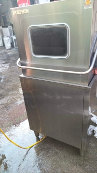 Máy rửa bát công nghiệp Dophin